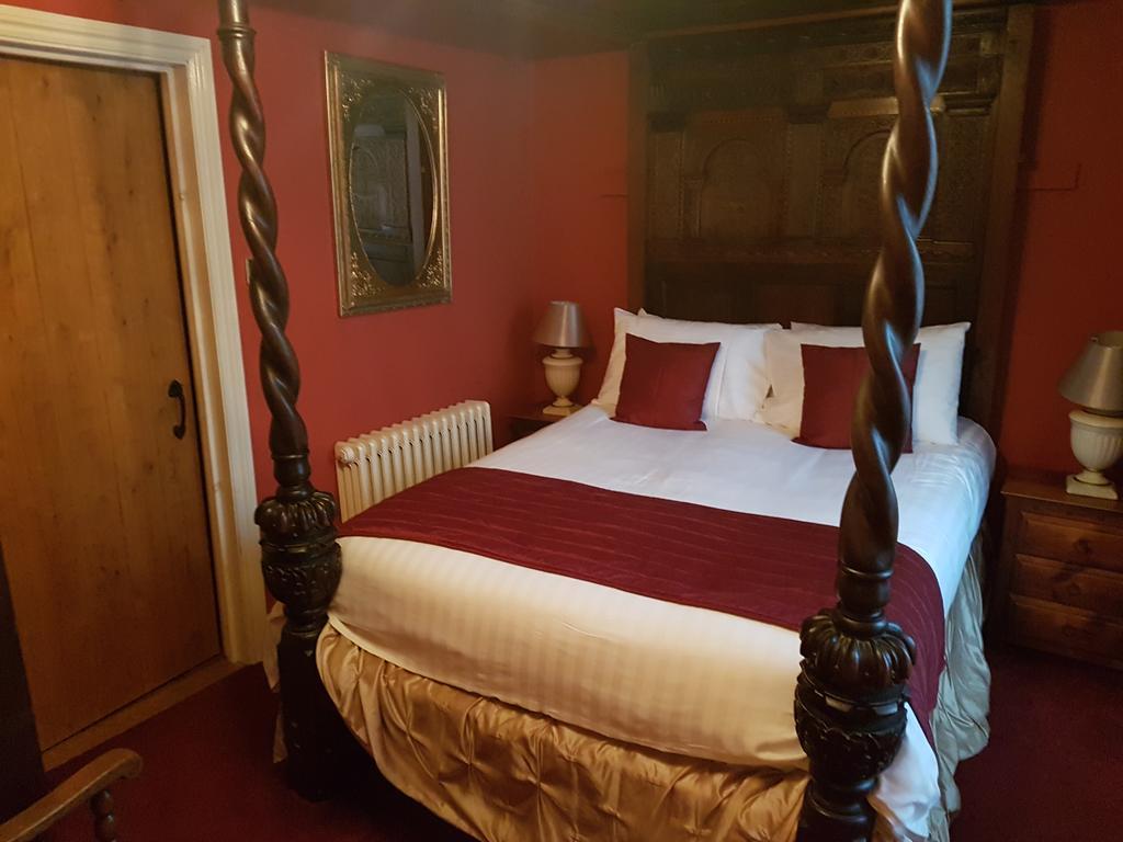 Churston Court Hotel Churston Ferrers エクステリア 写真
