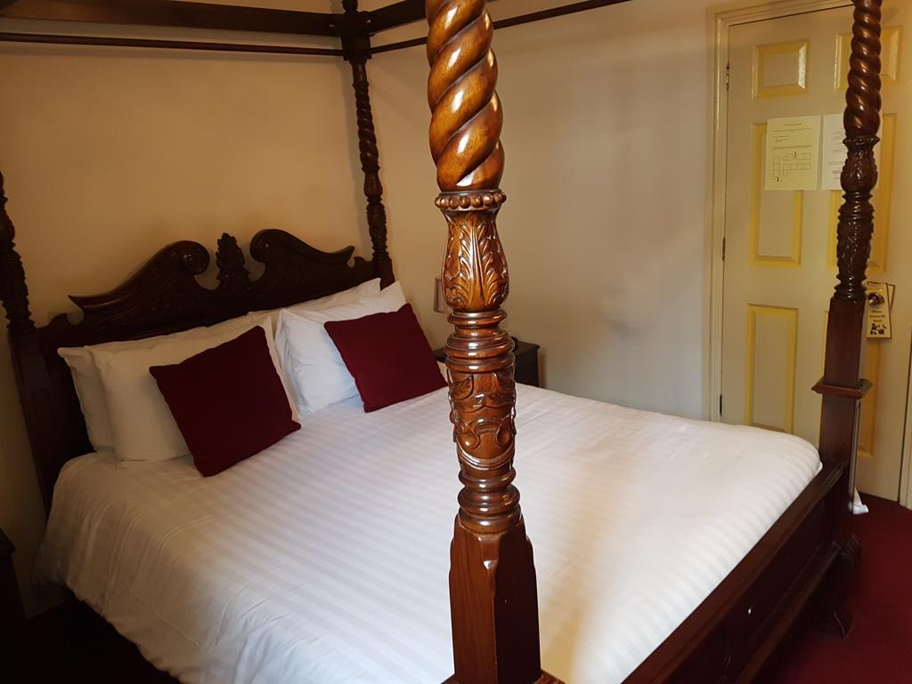 Churston Court Hotel Churston Ferrers エクステリア 写真