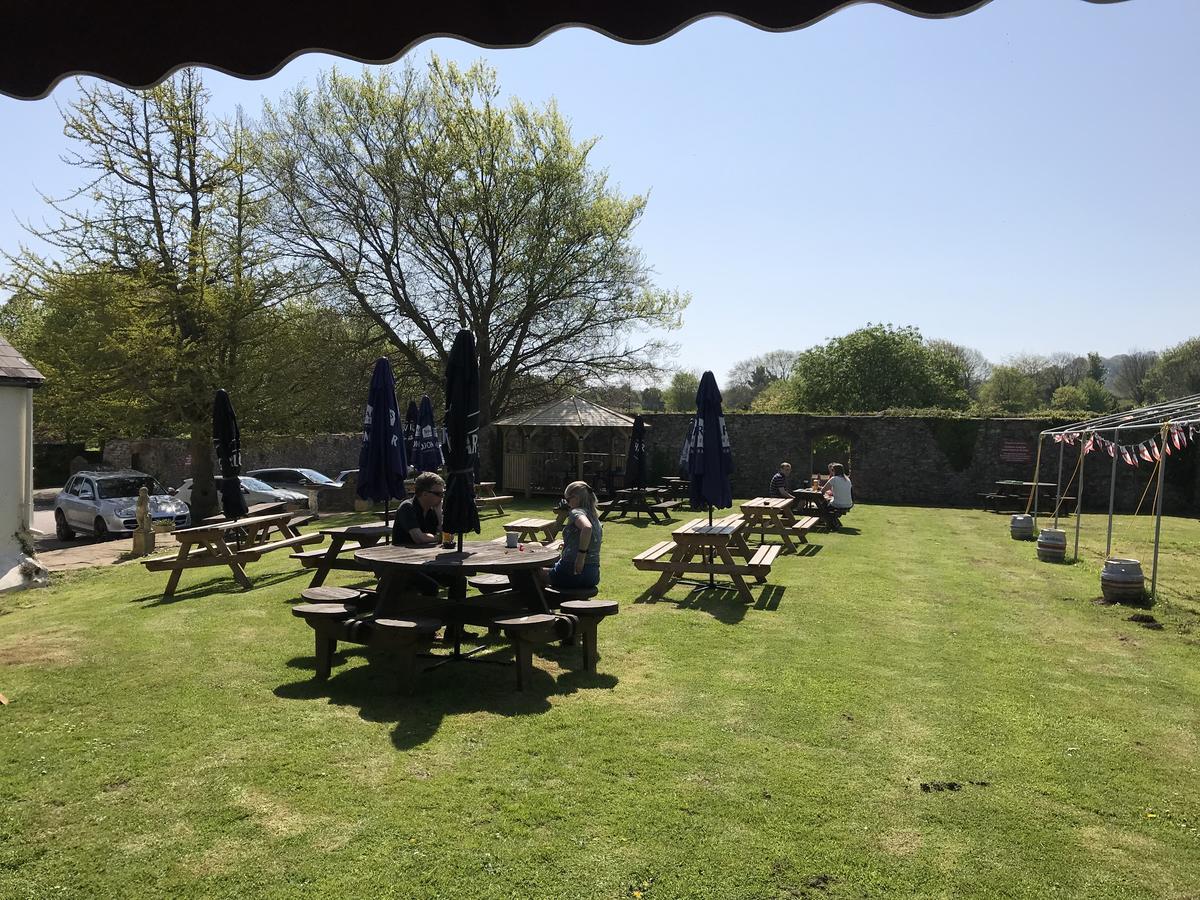 Churston Court Hotel Churston Ferrers エクステリア 写真